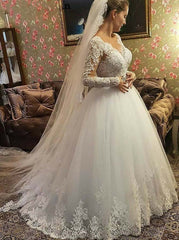 Simple Modest Ball Gown Wedding Dresses with 3/4 Sleeves VW1398