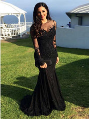 Black fitted formal dress fashion